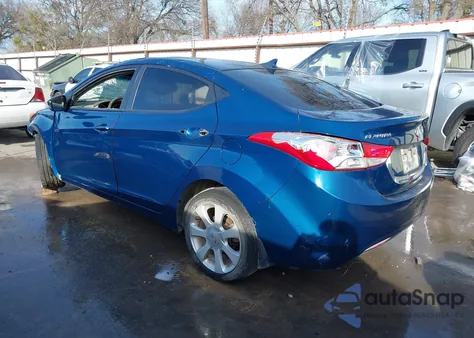 2013 Hyundai Elantra Limited z USA, uszkodzony, nr VIN KMHDH4AE9DU969110